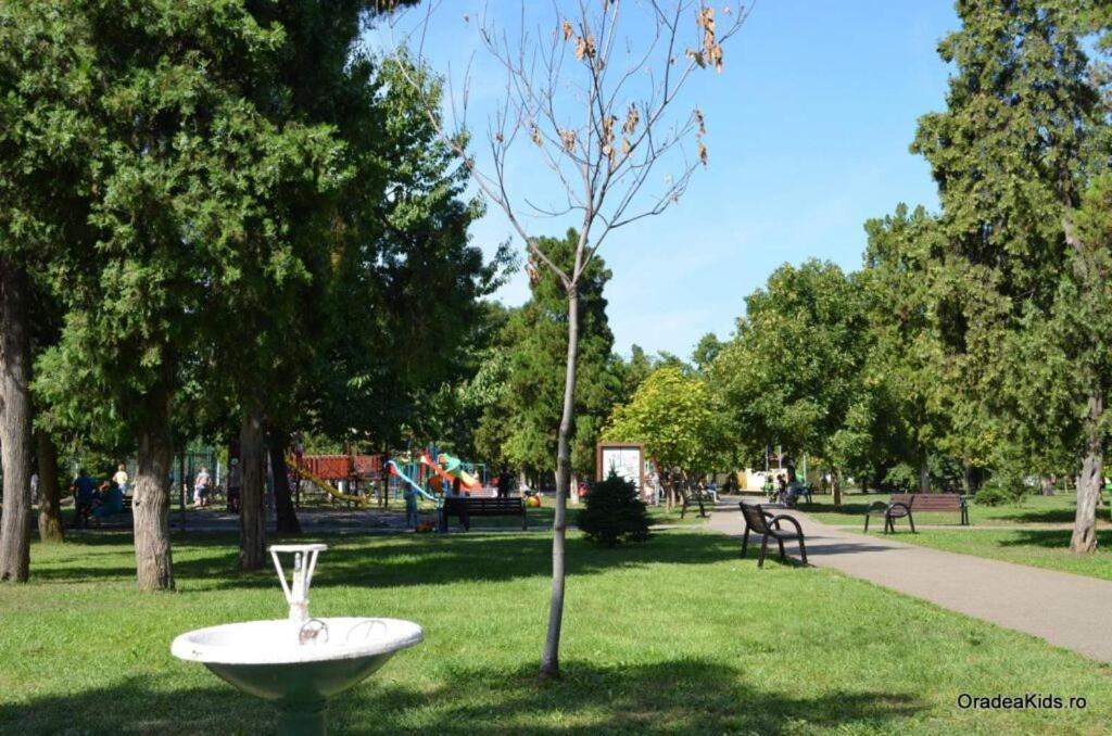 Apartament Regy Oradea Zewnętrze zdjęcie